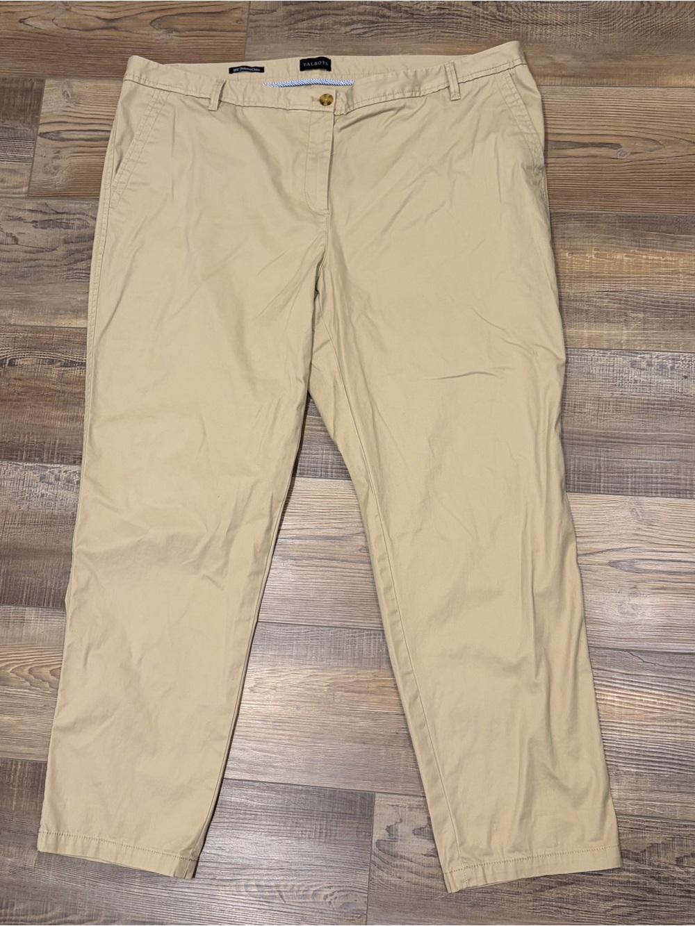 Talbots Straight Leg Relaxed Chino Pants in Light Khaki